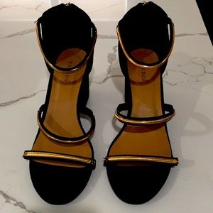 Bamboo Brand, Black and Gold Low Heel